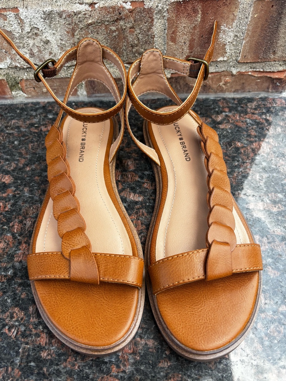 Like New Lucky Brand Cognac Braided Sandal Flats size 6.5